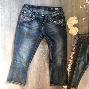 Miss Me Capri Jeans Size 28